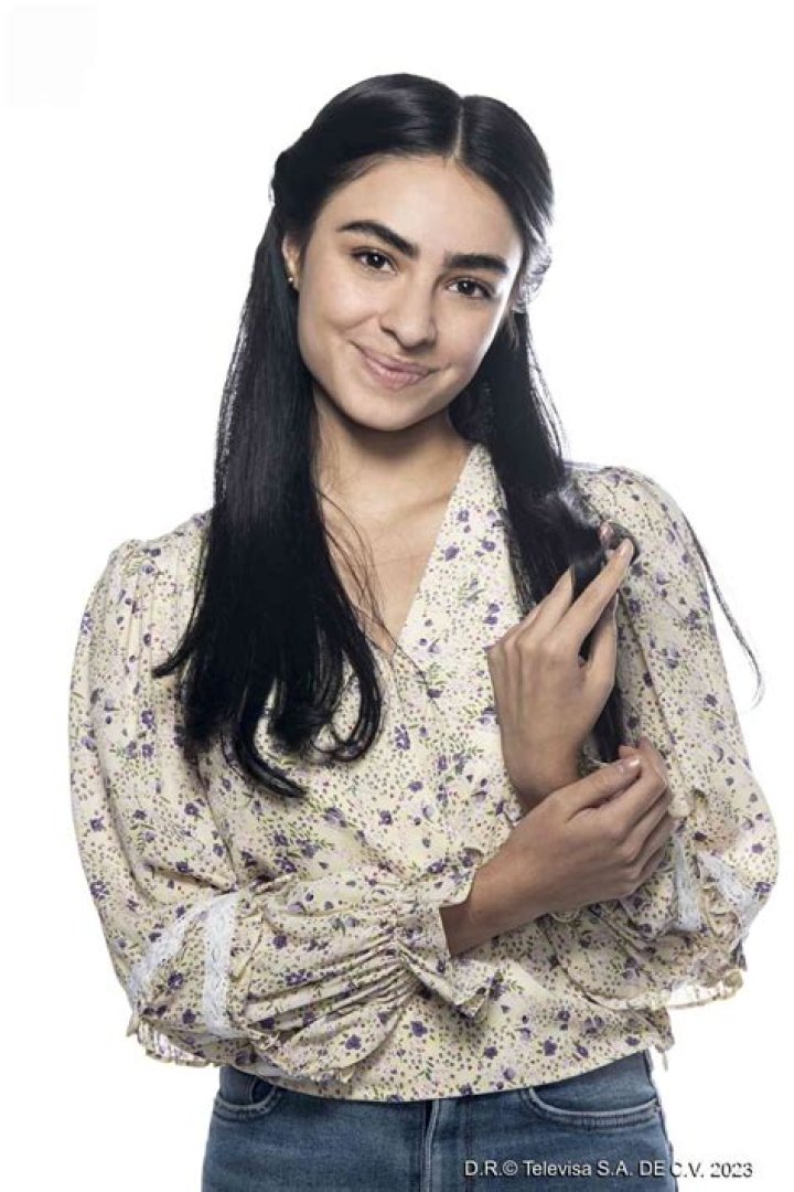 Actress Valentina Buzzurro y Luis Curiel Wikipedia – Are They Dating?