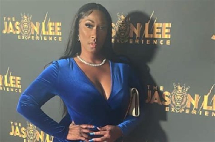 Uncover The Secrets Behind Blueface Mom Karlissa's Youthful Glow