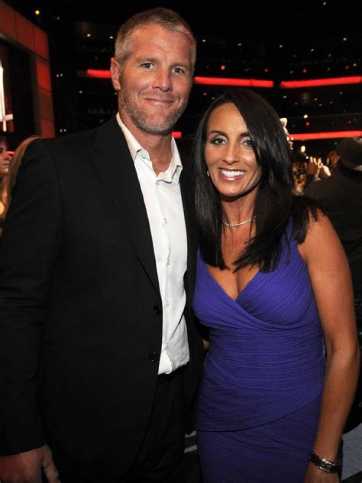 Deanna Favre – Age, Family and Facts About Brett Favre’s Wife