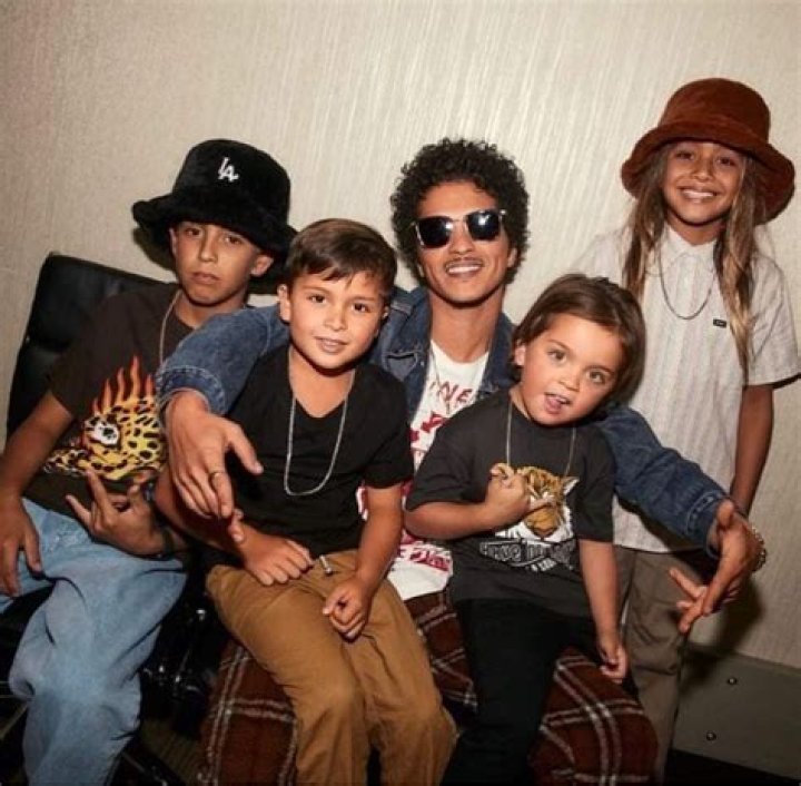 Does Bruno Mars Have Kids? Exploring the Personal Life of the Pop Icon