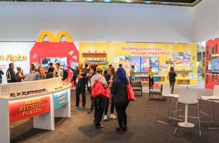 Stars Celebrate Halloween at Camp Ronald McDonald’s Annual Halloween Carnival – Celeb Secrets