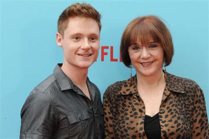 Lee Garlington husband: Meet Howard Nugent