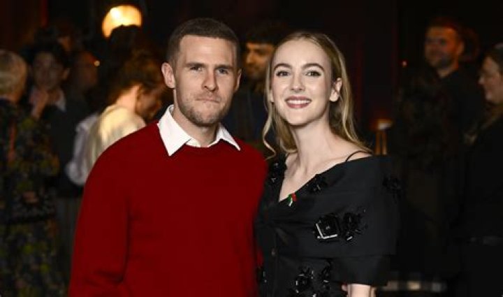 Linda de Caestecker Son: Is Iain de Caestecker Engaged? Partner Family Net Worth