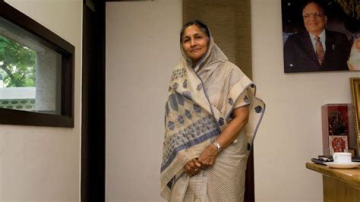 Minka Kelly’s biography, fact, career, awards, net worth & life story