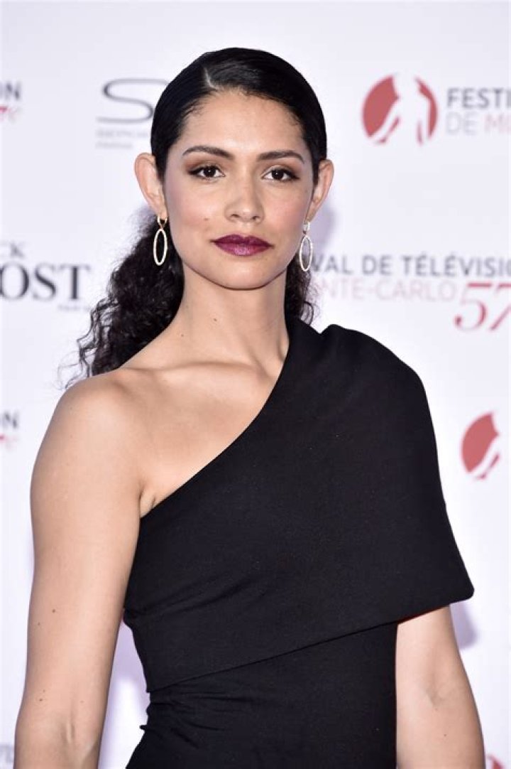 MIRANDA RAE MAYO – Celeb Secrets