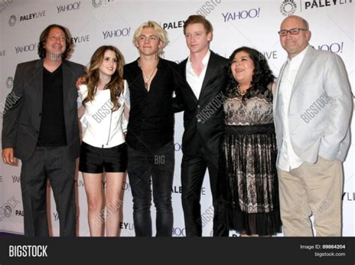 ROSS LYNCH, RAINI RODRIGUEZ, LAURA MARANO, CALUM WORHTY, ANDY MILDER – Celeb Secrets